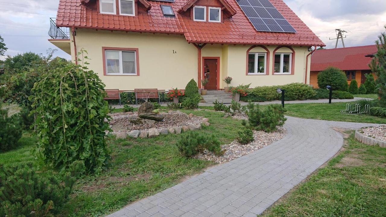 Domki I Pokoje Goscinne A A Malinowscy Stegna  Buitenkant foto