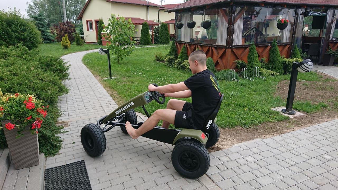 Domki I Pokoje Goscinne A A Malinowscy Stegna  Buitenkant foto
