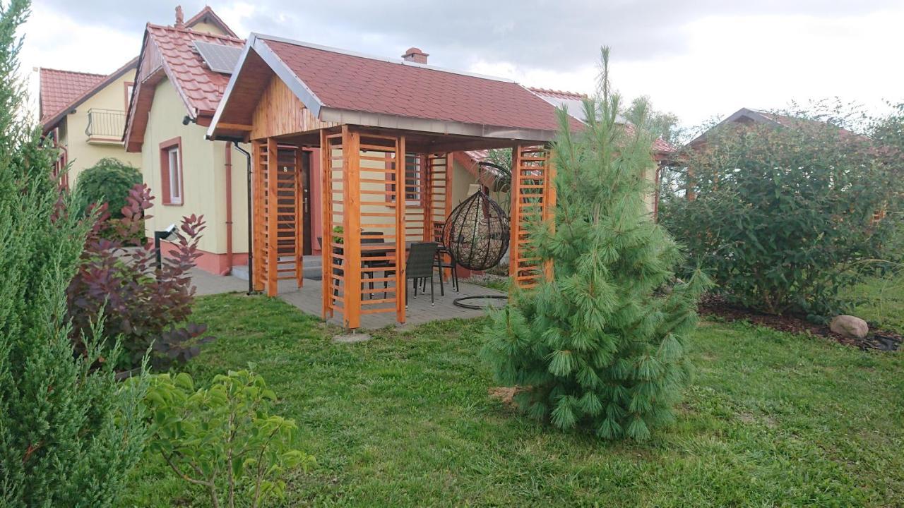 Domki I Pokoje Goscinne A A Malinowscy Stegna  Buitenkant foto