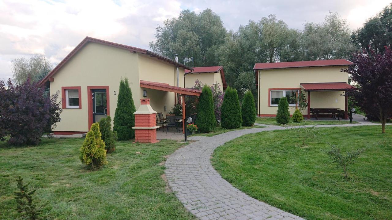 Domki I Pokoje Goscinne A A Malinowscy Stegna  Buitenkant foto
