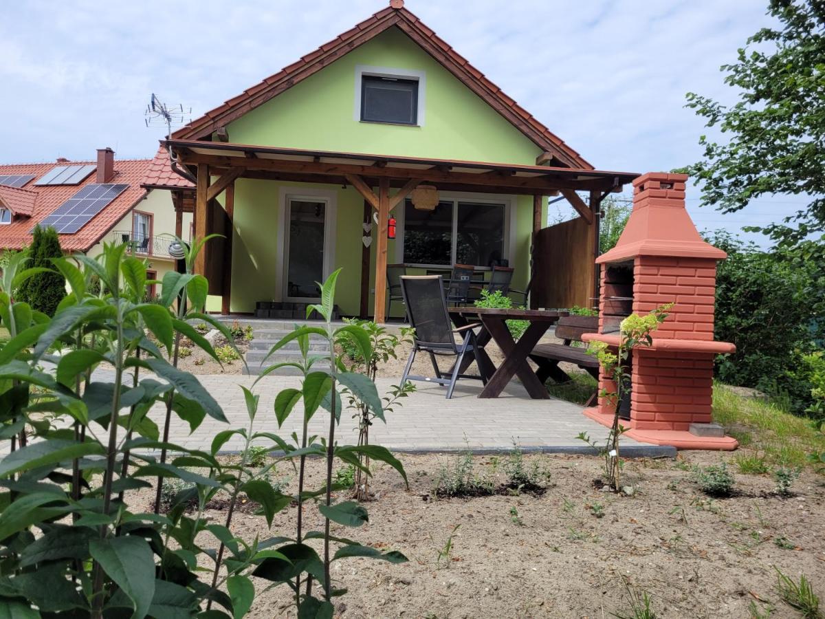Domki I Pokoje Goscinne A A Malinowscy Stegna  Buitenkant foto